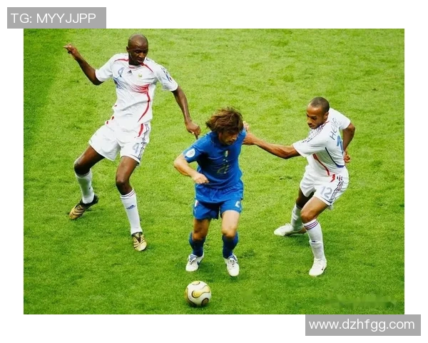 足球明星退役后进球的传奇故事与他们的职业生涯回顾