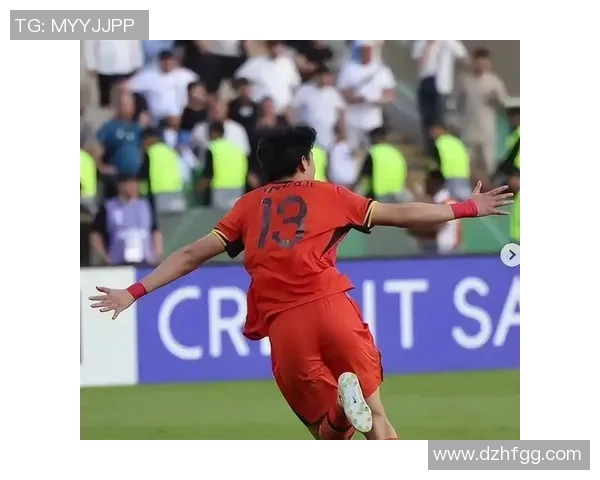 白色球衣下的传奇足球明星们如何在绿茵场上书写辉煌历史 白色球衣下的传奇足球明星们如何在绿茵场上书写辉煌历史