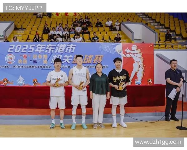 探索RH篮球明星的成长之路与辉煌成就背后的故事与启示